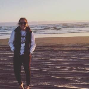 Meet your Posher, Sabrina